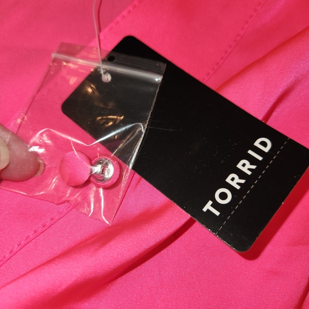 NWT Torrid Vibrant Pink Long Sleeve Babydoll Top Size 0 (L/12) Gathered At Bust - Picture 10 of 13